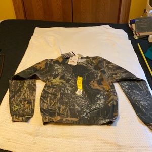 Mossi Oak sweatshirt size extra large youth 16 to 18